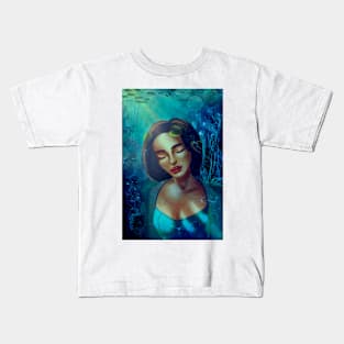 A girl in the see Kids T-Shirt